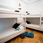 Hihome Uria Oviedo