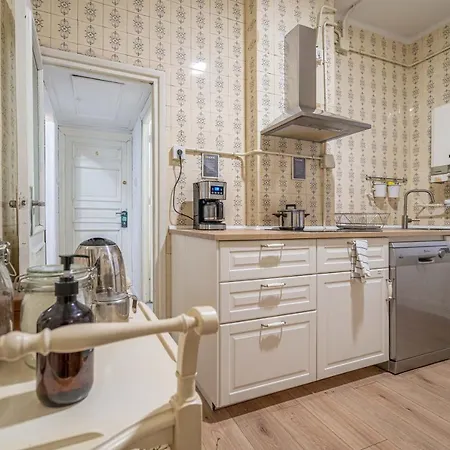 Hihome Uria ホステル オビエド