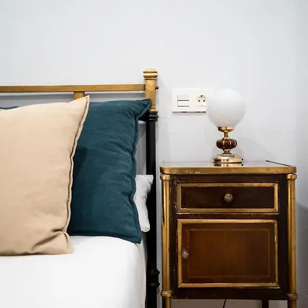 Hostel Hihome Uria *