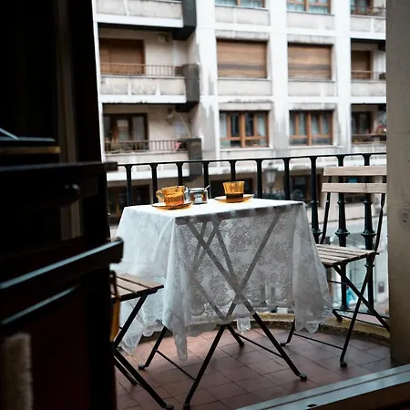 Hostel Hihome Uria *