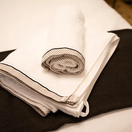 Hostel Hihome Uria *