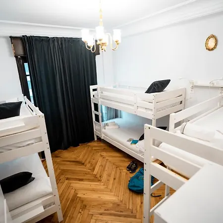 ホステル Hihome Uria オビエド