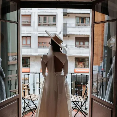 Hihome Uría