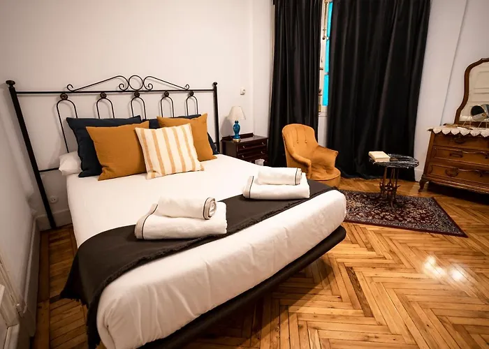 Hihome Uria * Oviedo