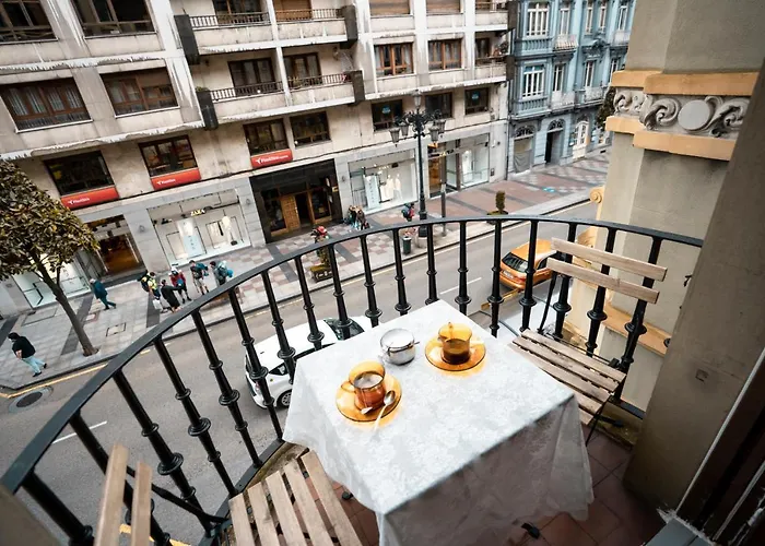 Hihome Uria * Oviedo