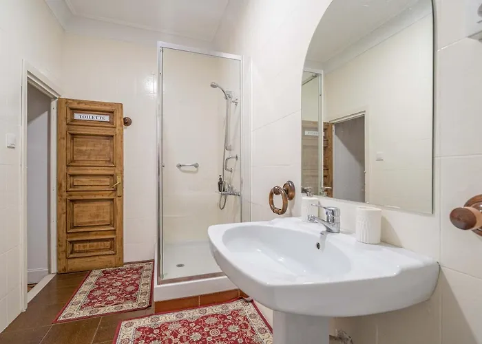 Hostel Hihome Uria *